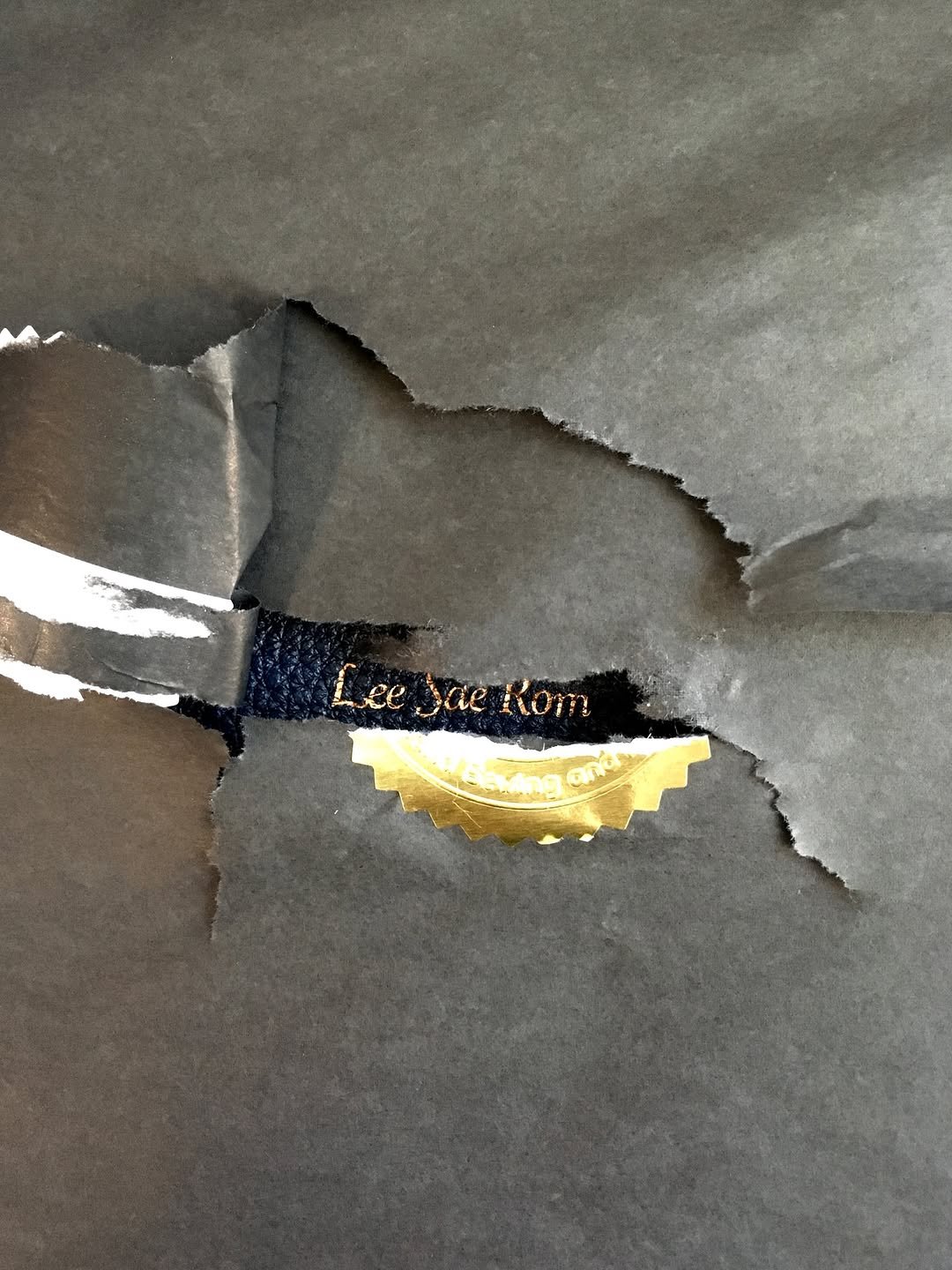 Photo by 이새롬 on January 11, 2026. May be an image of paper towel, tinfoil and bandage.