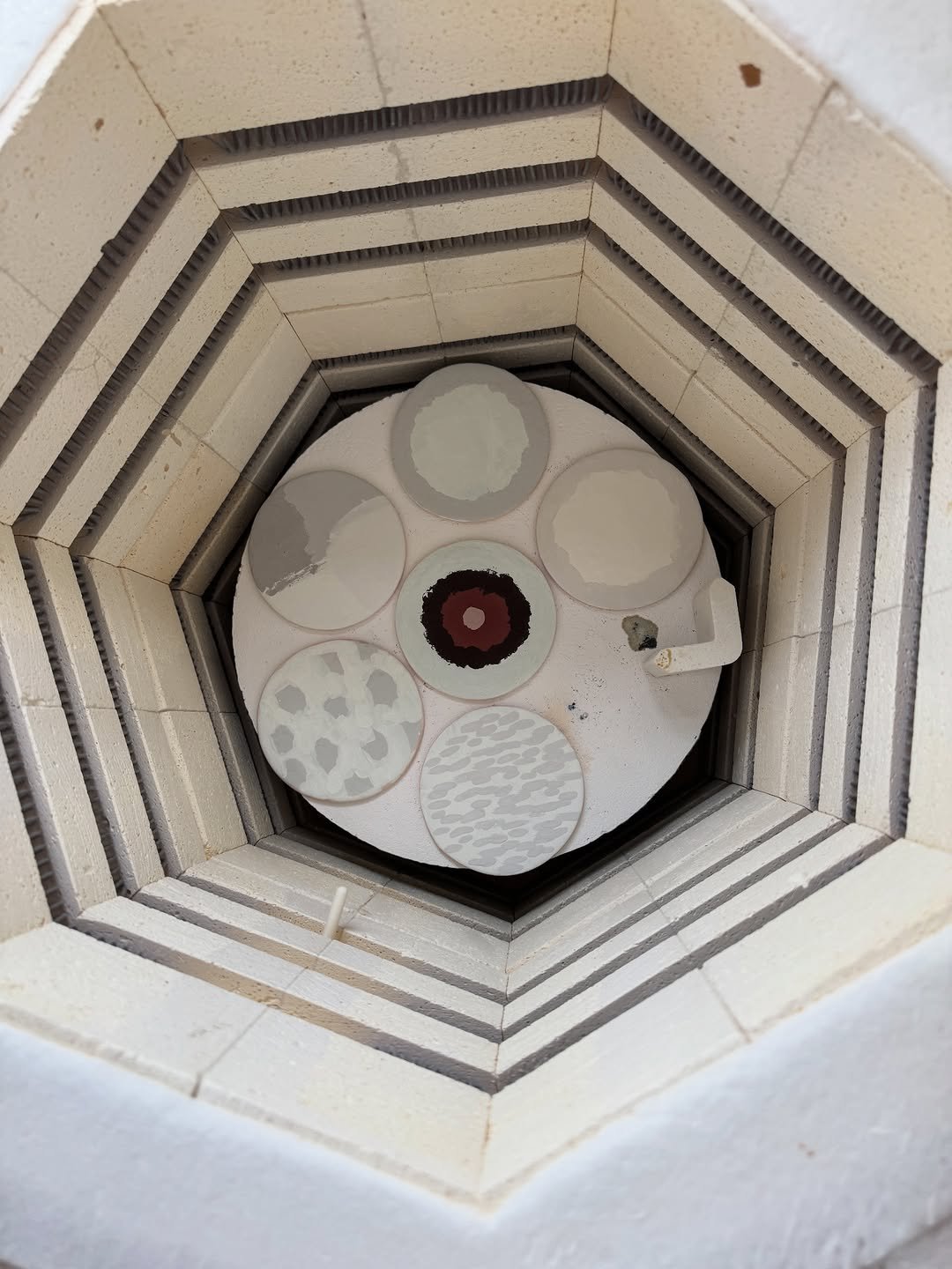 Photo by 이새롬 on January 05, 2026. May be an image of pottery.