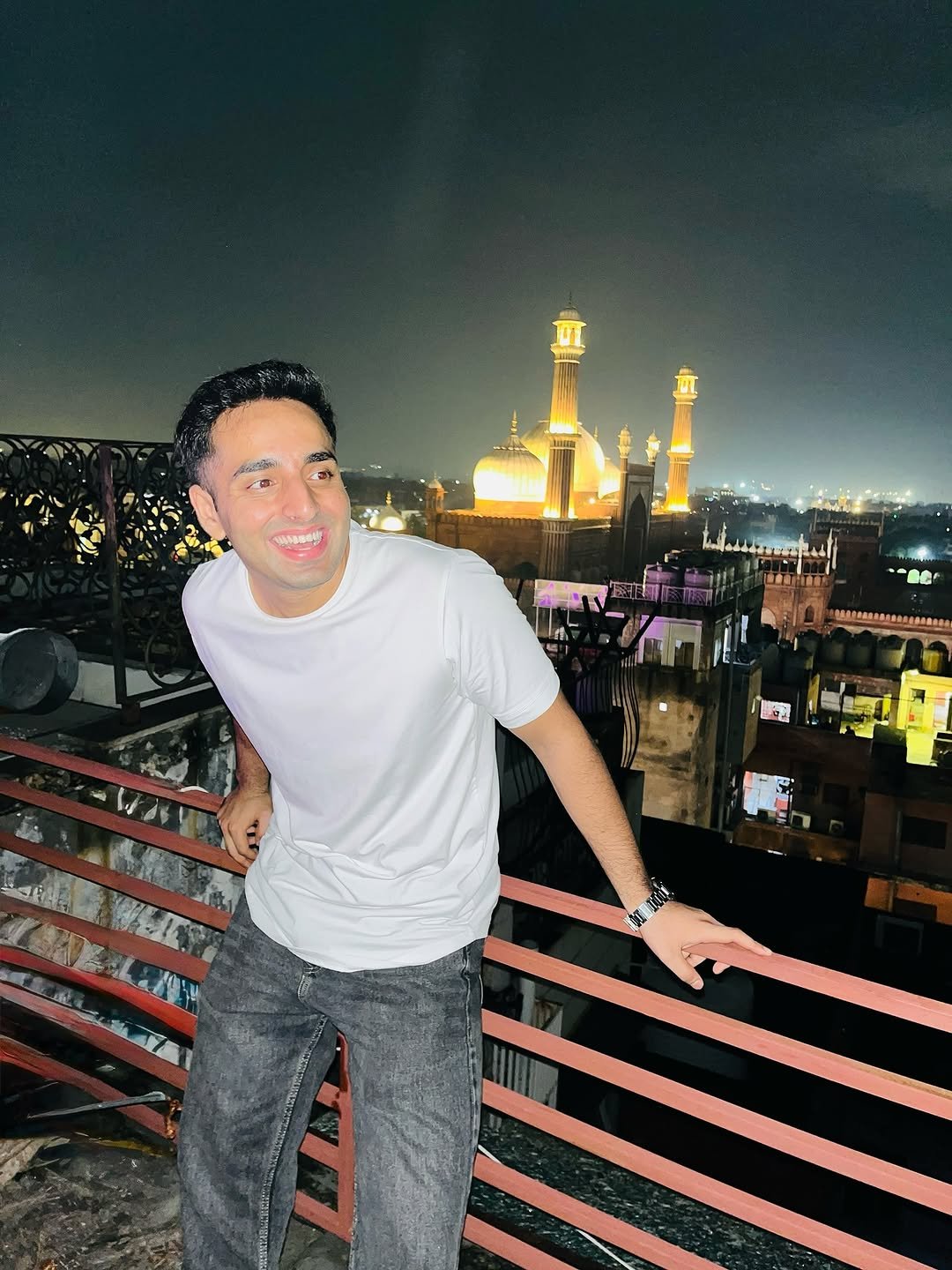 Photo by Sahil Khan on September 05, 2025. May be an image of night, tower and the Taj Mahal.