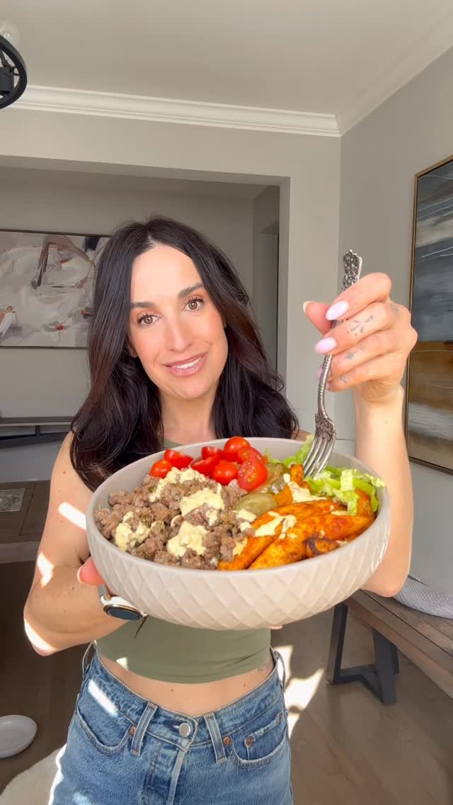 sailor_bailey 게시물 이미지: Cheeseburger Bowls loaded with toppings, and a...