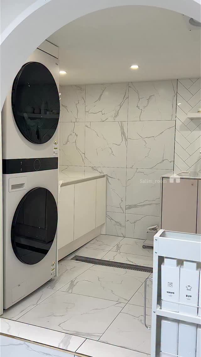 salim_room 게시물 이미지: 세탁실 정리하기
🩳🧦🧺👖🗑️
✔️영상 속 제품이 궁금하시면 댓글에...