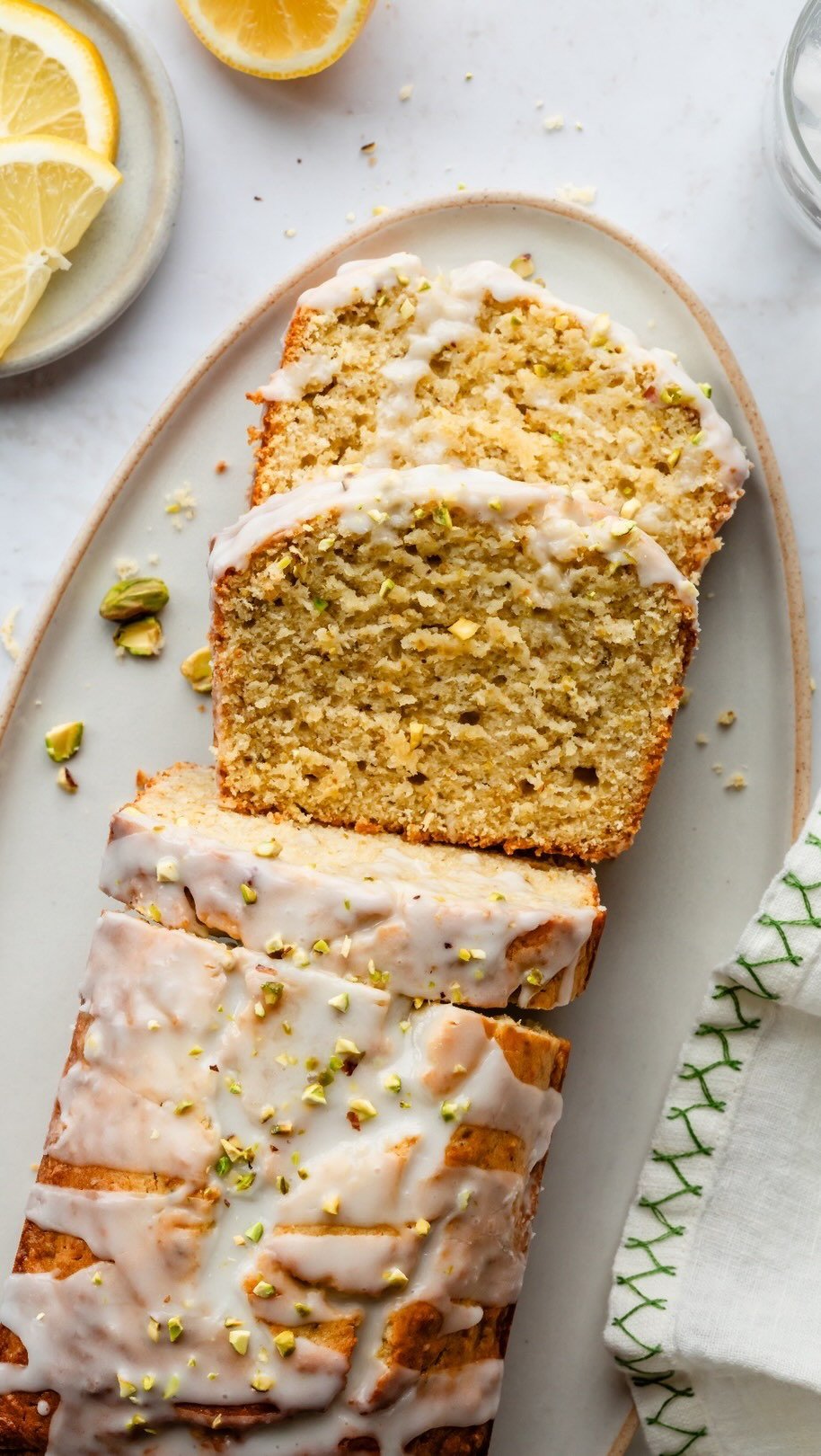 sallysbakeblog 게시물 이미지: This lemon pistachio loaf went through...