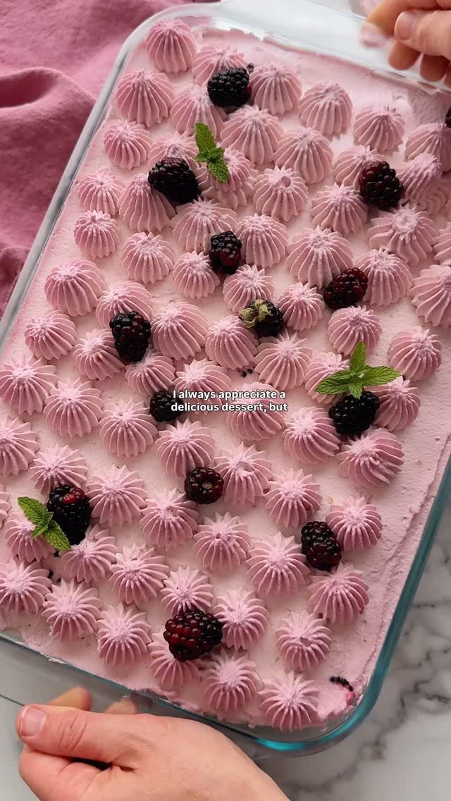 sallysbakeblog 게시물 이미지: Blackberry Tiramisu 💙💜 one of six bonus...