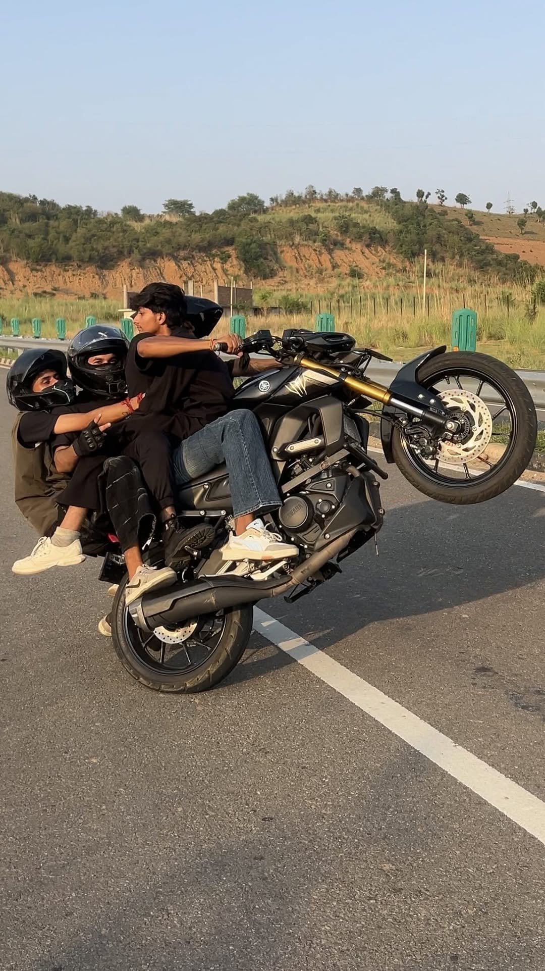 sam.stunts111 게시물 이미지: 4souls 1Machine✅🔥🔥