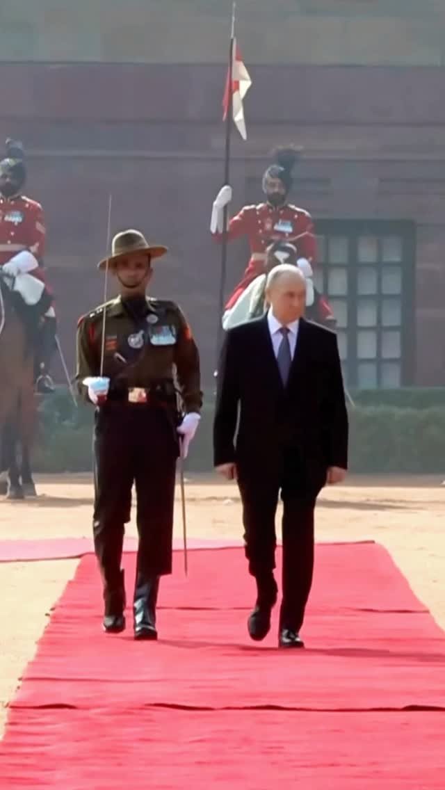 sambitswaraj 게시물 이미지: President Vladimir Putin arrives at...