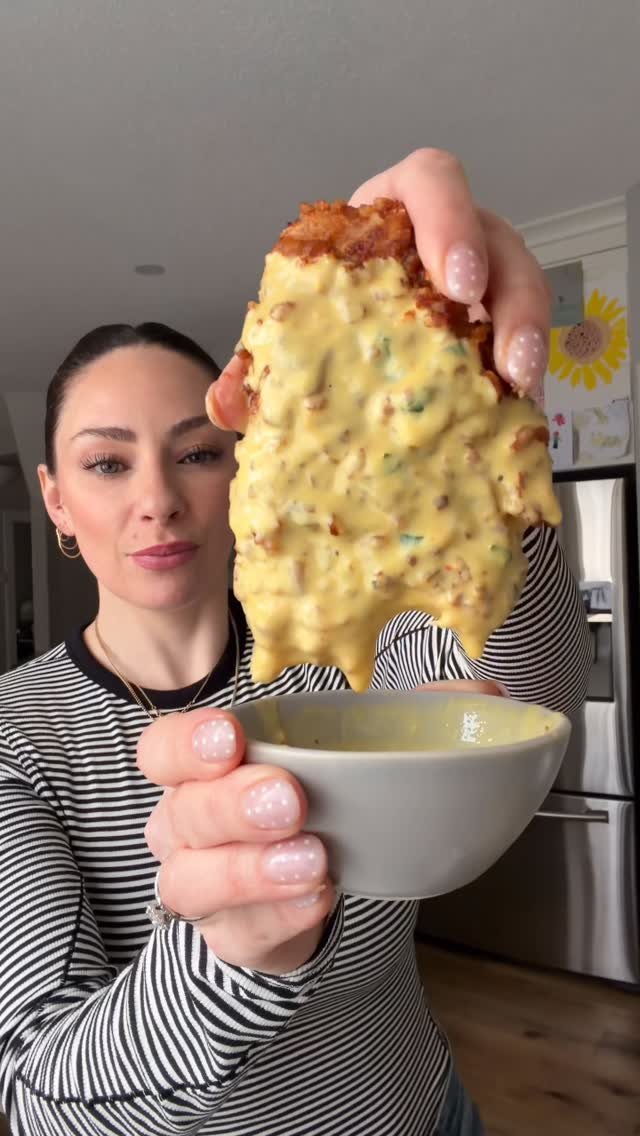 sammymontgoms 게시물 이미지: Pretzel Crusted Chicken with Spicy Honey...