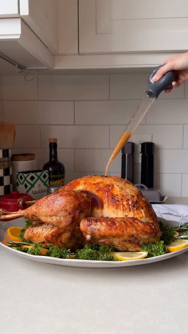 sammymontgoms 게시물 이미지: Save my Oven Roasted Turkey for all of your...