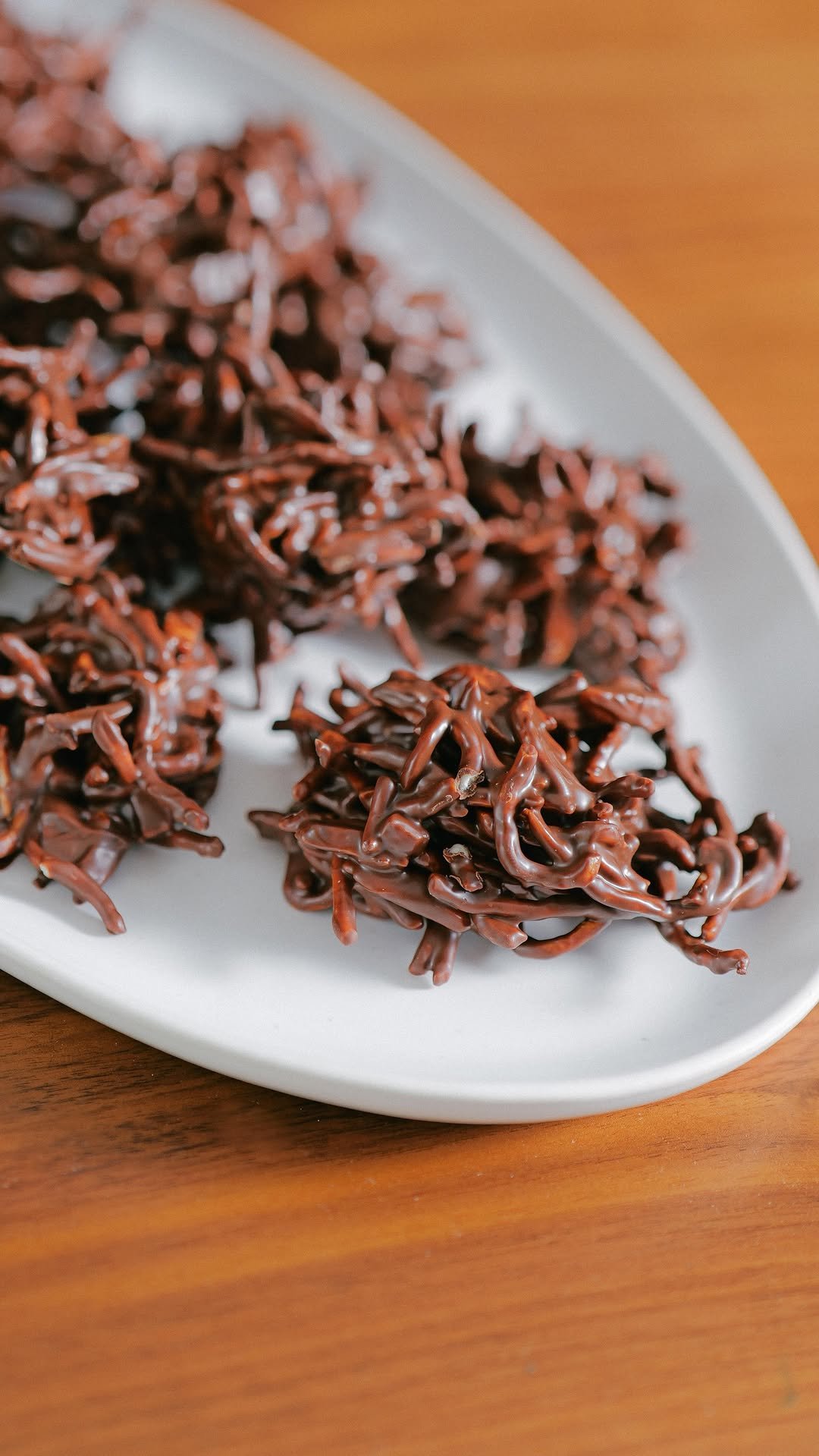 sammymontgoms 게시물 이미지: Chocolate Chow Mein Clusters 🍫 reply ‘recipe’...