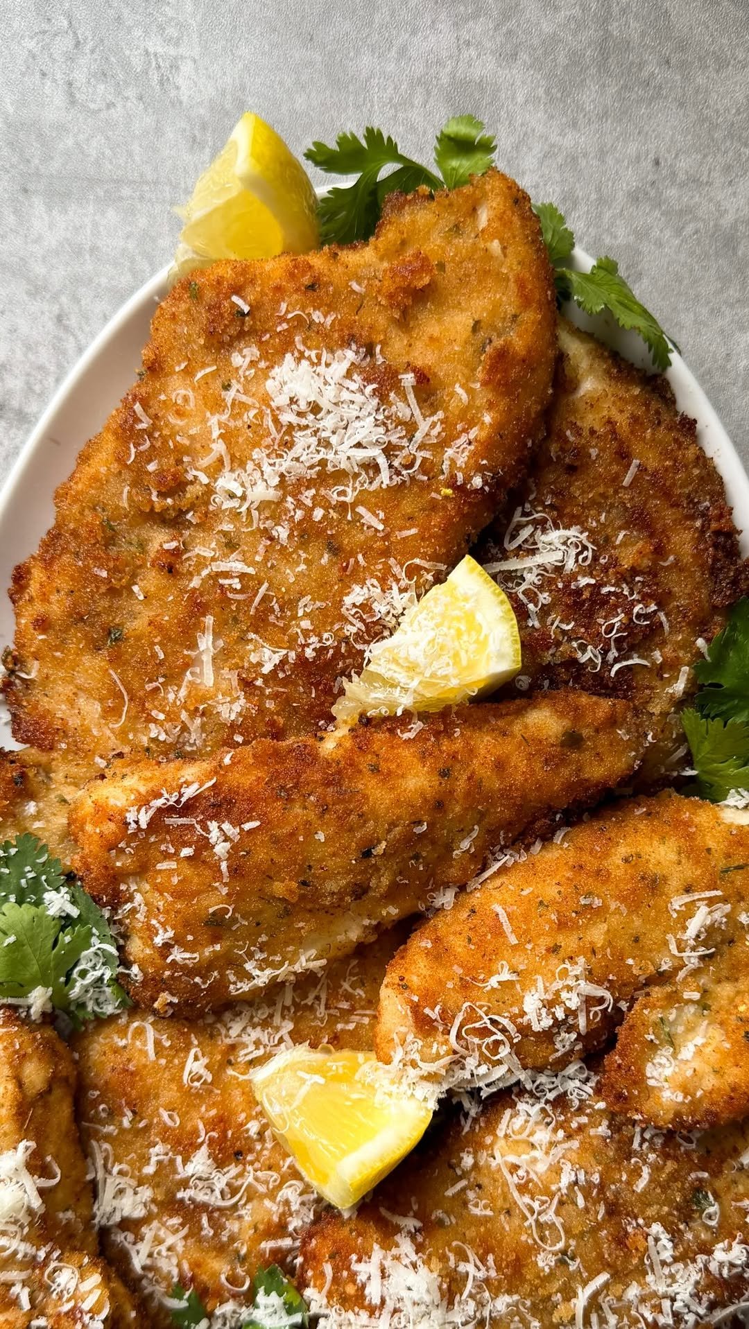 sammymontgoms 게시물 이미지: Caesar Chicken Cutlets 🍗 yup, you heard that...