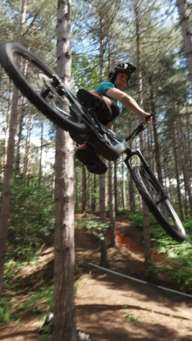 sampilgrim 게시물 이미지: The new @canyon Strive:On CFR is pure dreams!...