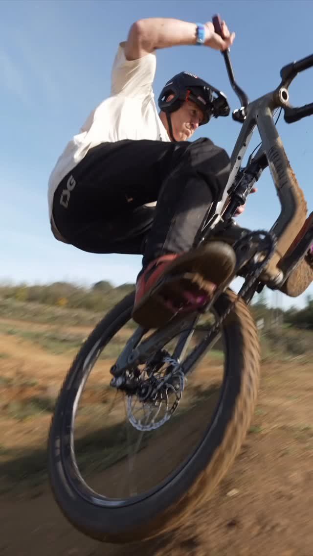 sampilgrim 게시물 이미지: 26” @halowheels Skelta on #mycanyon Spectral!...