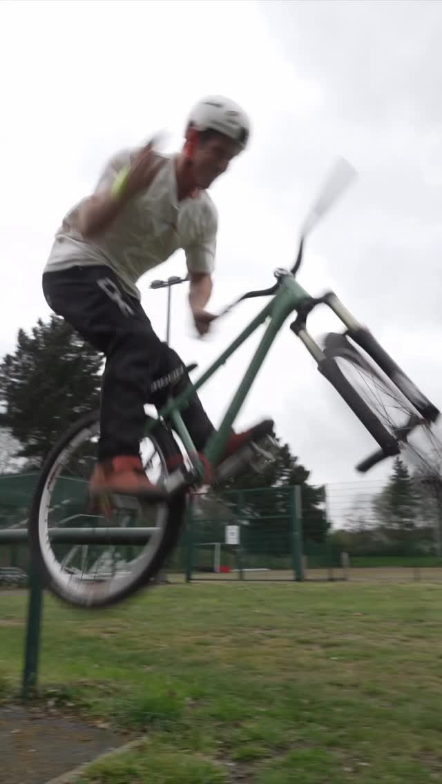 sampilgrim 게시물 이미지: MTB grinds unlocked! Link in bio for bike...