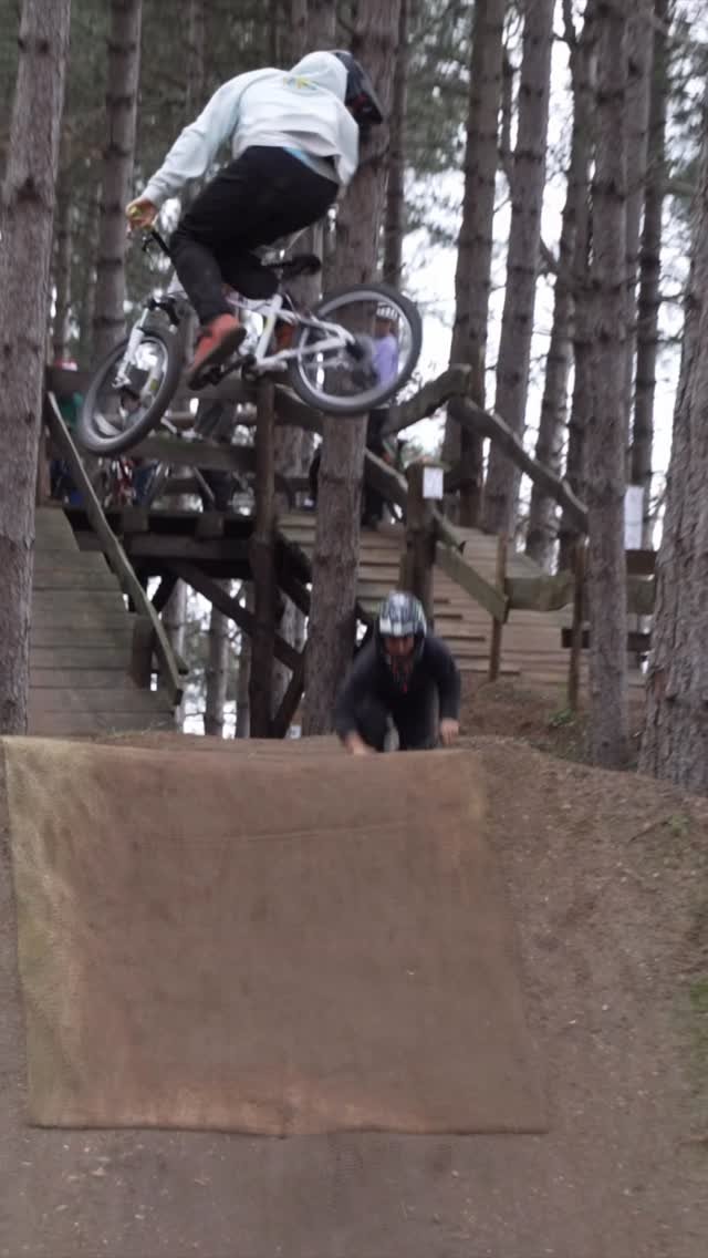 sampilgrim 게시물 이미지: Mini bike madness with @danielruso 🔥🤙 Link in...