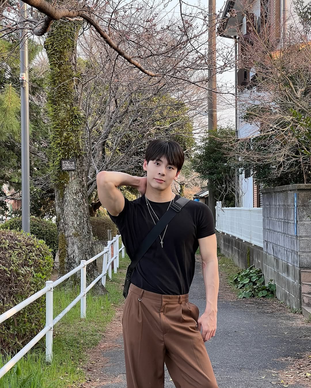 Photo by <삼삼하다> 김의준 on April 18, 2025. May be an image of outdoors and text.
