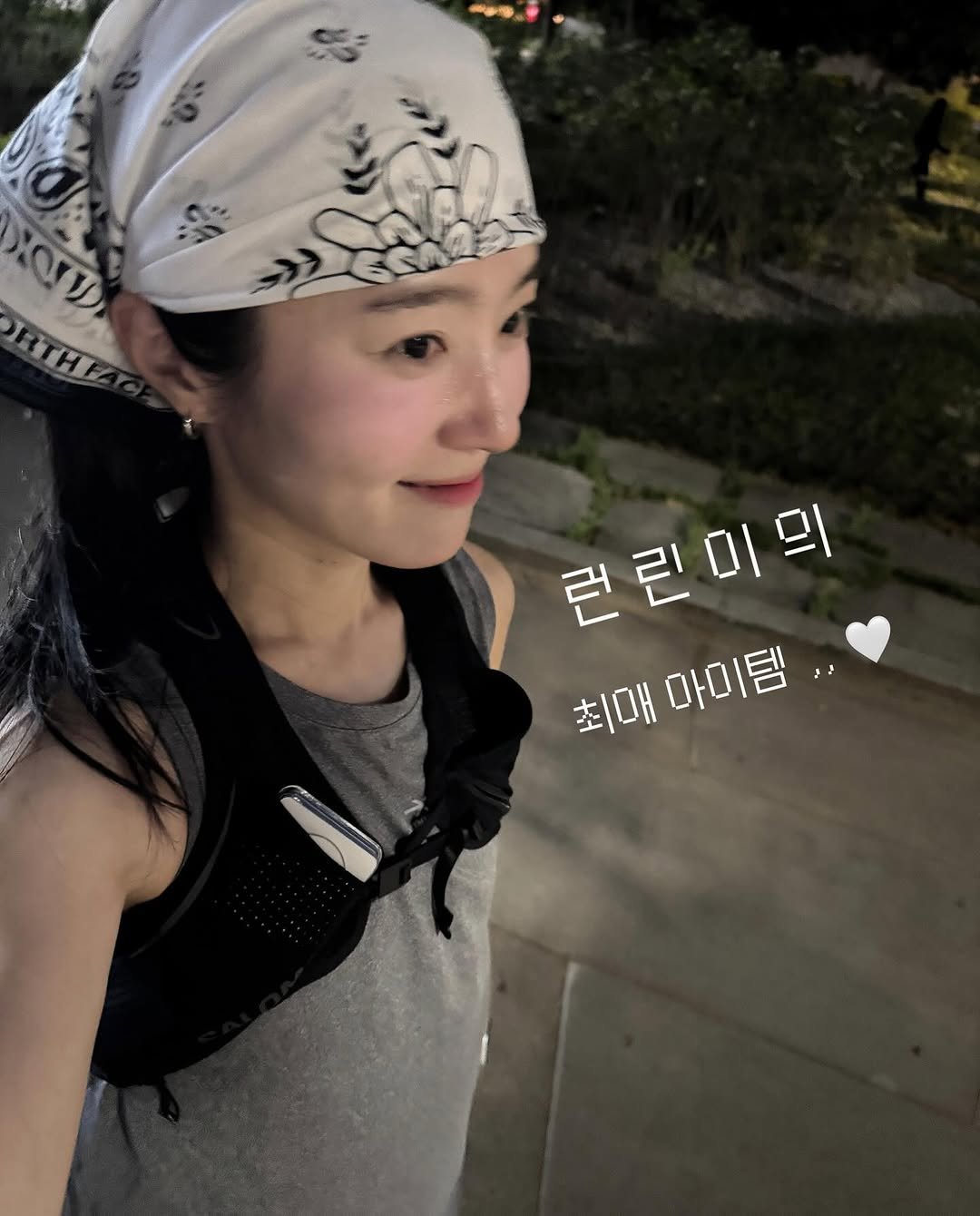 san_haepaal 게시물 이미지: :
저는 런린이라 기능적인것은 잘 모르고
그저 갖고 싶은 것.. 내 눈에 예뿌면...