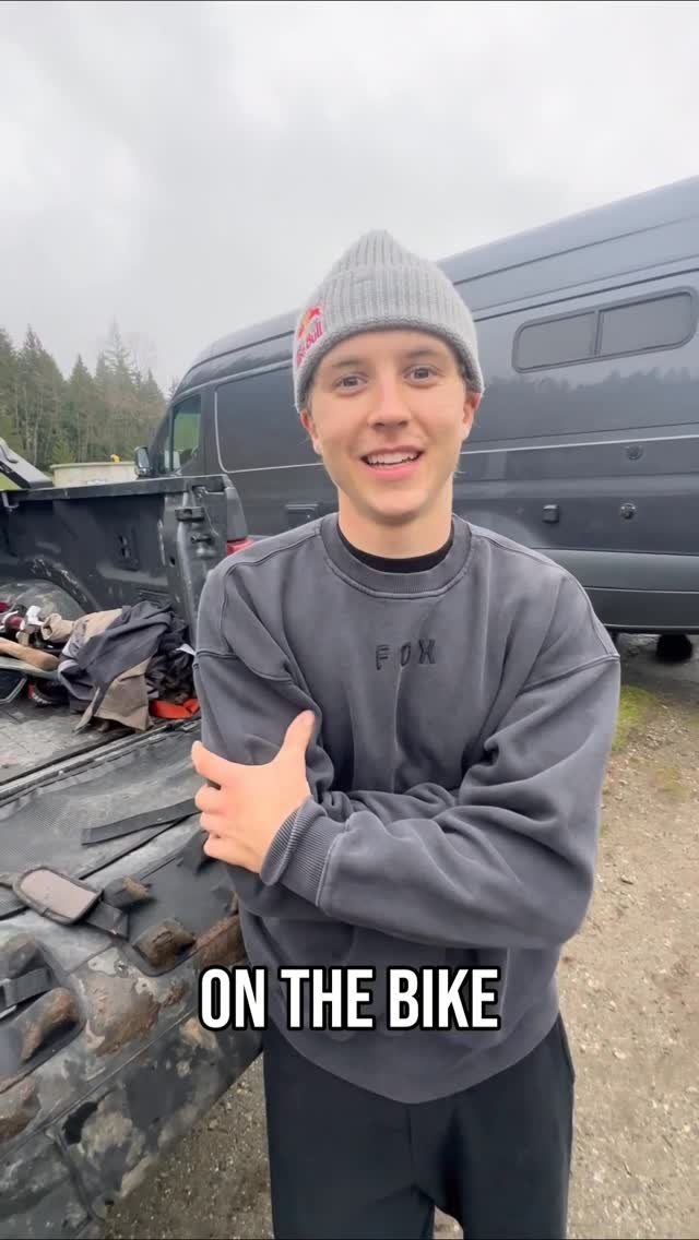 santacruzbicycles 게시물 이미지: Shaking it down ahead of Round 1 🤙

While...