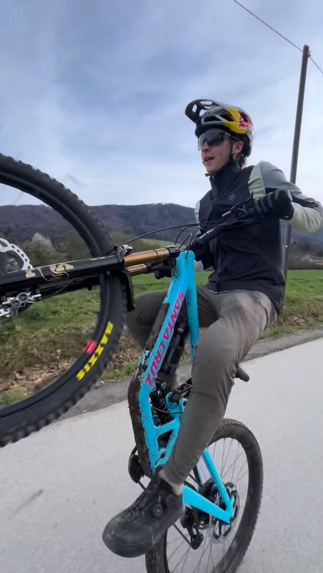 santacruzbicycles 게시물 이미지: It was love at first sight...