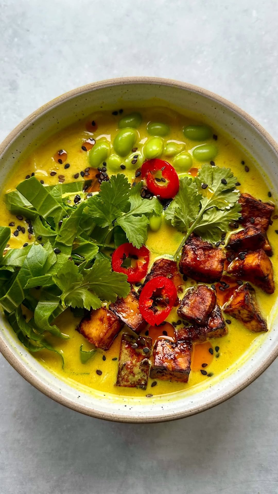 sarahdoig 게시물 이미지: GOLDEN COCONUT NOODLE SOUP 🌶️
This one goes...