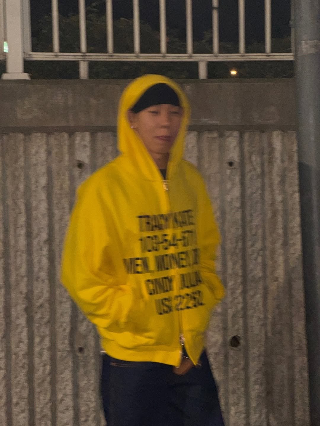 Photo by Loco | 로꼬 on December 19, 2025. May be an image of duffle coat, parka, sweatshirt, sweatpants and text.