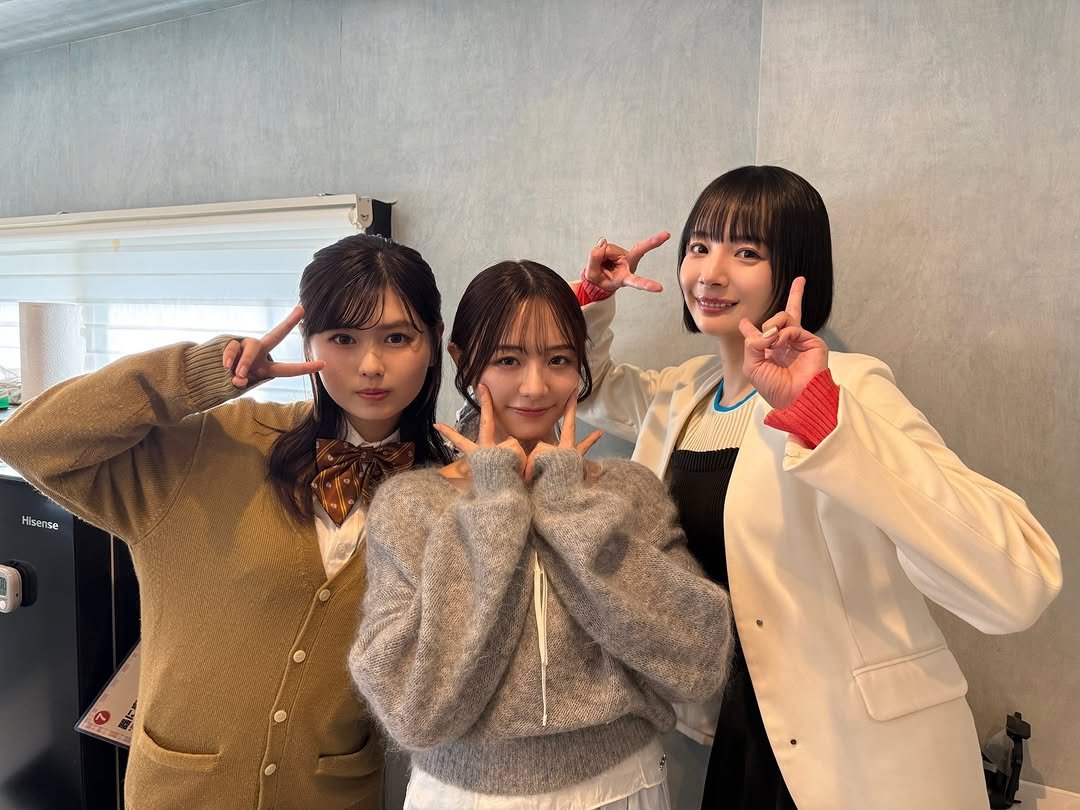 Photo shared by 岡田紗佳 on February 10, 2026 tagging @aulaaila_official. May be an image of text that says 'Hiser Hise se O'.