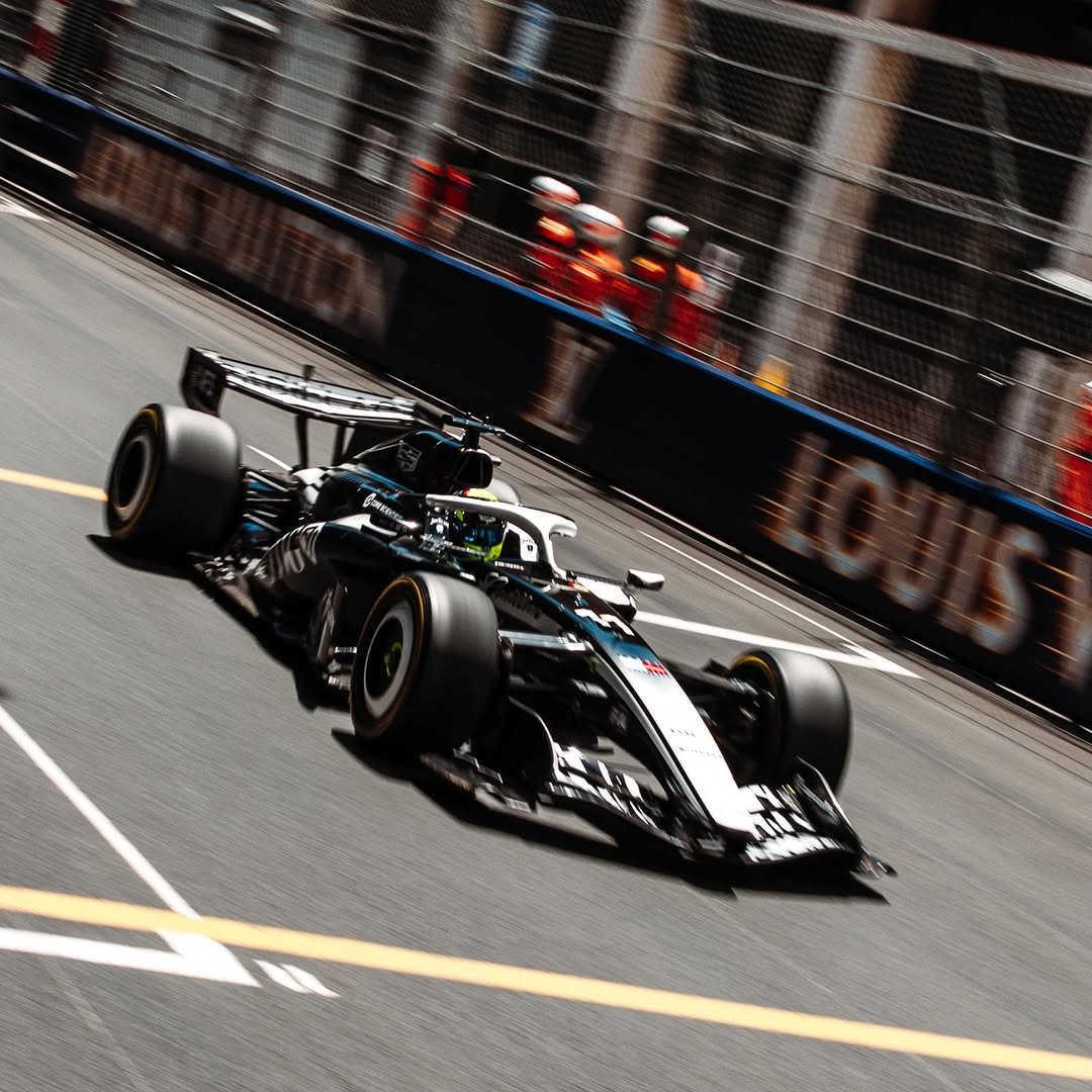 schecoperez 게시물 이미지: Positive Friday! 💪

Closer to the pack ahead....