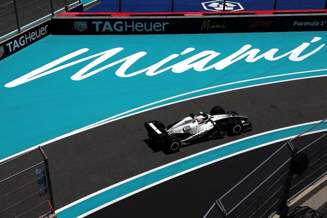 schecoperez 게시물 이미지: Gracias Miami! Great days here 🇺🇸
Solid...