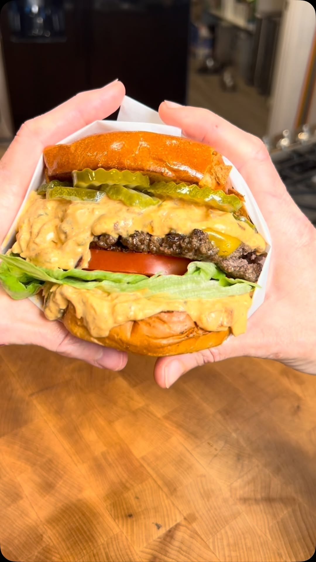 seattlehanddoc 게시물 이미지: Nancy & Wayne Smash Burgers

The Fancy...