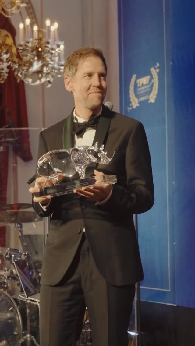 sebastianvettel 게시물 이미지: “I’ve just received this very beautiful and...