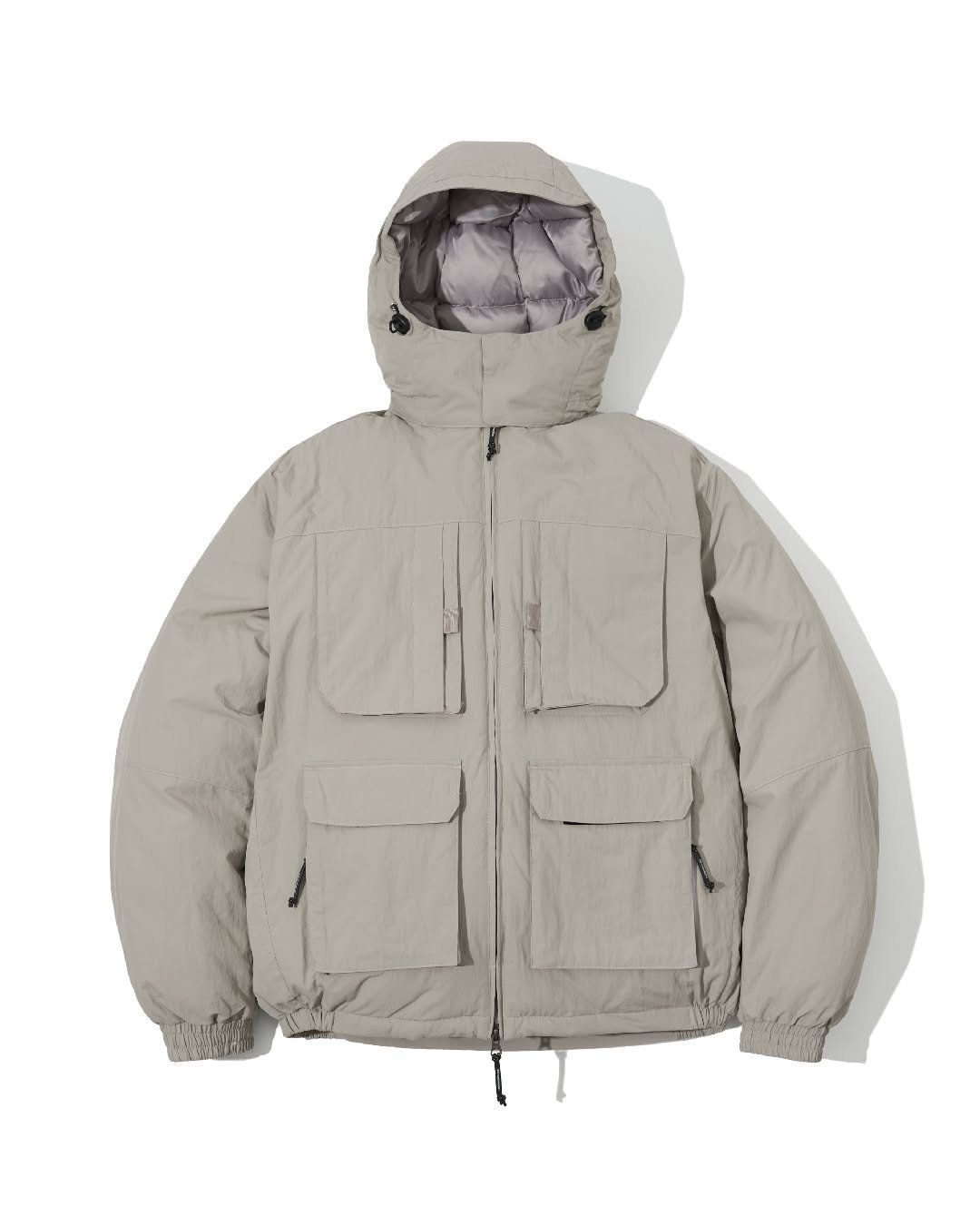 Photo by 세컨모놀로그 on November 18, 2025. May be an image of duffle coat, goosedown coat, raincoat, parka, flight jacket, fleece and text.