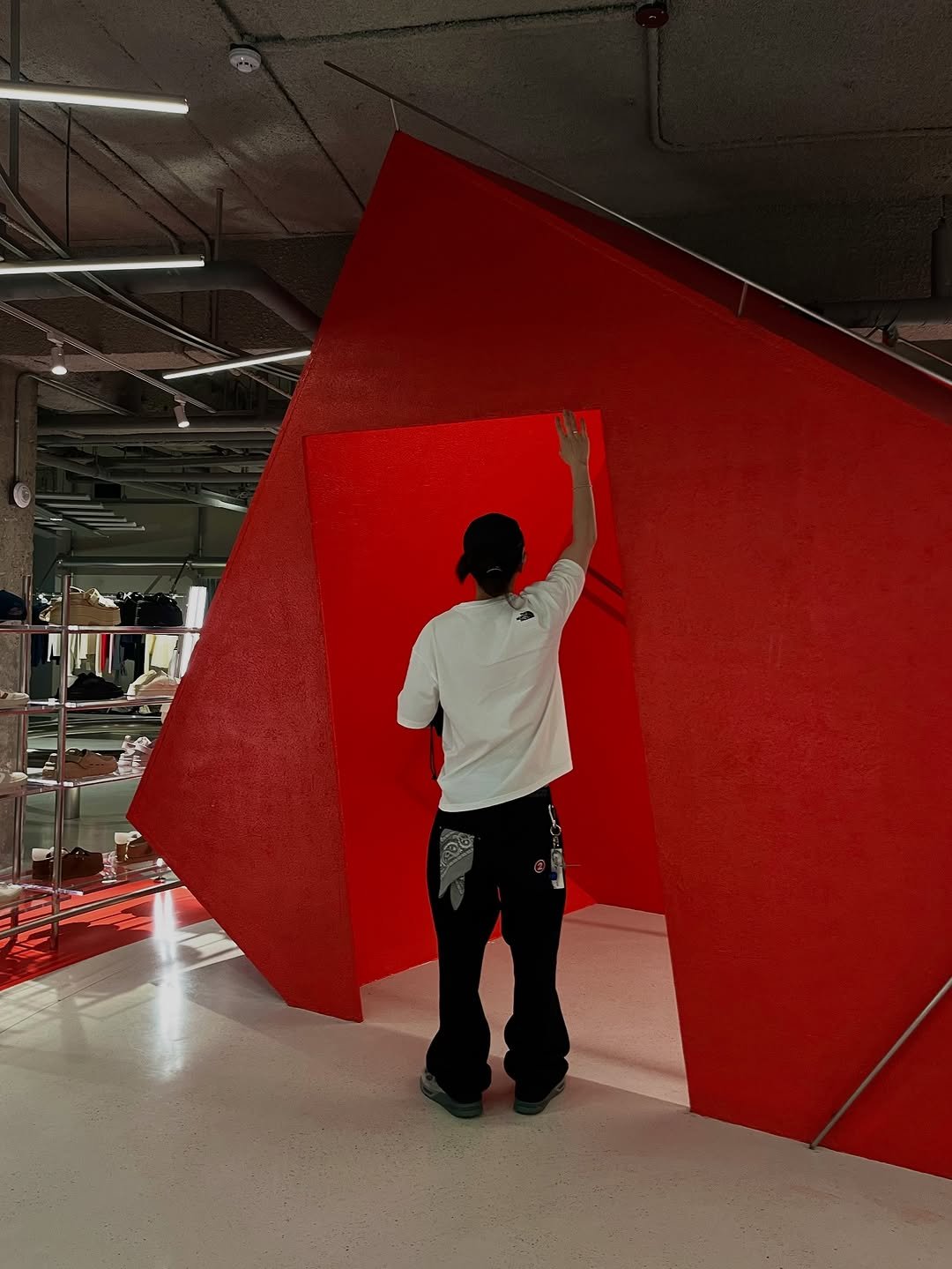 Photo shared by 심시티🦡 on June 07, 2025 tagging @kasina_dosan.