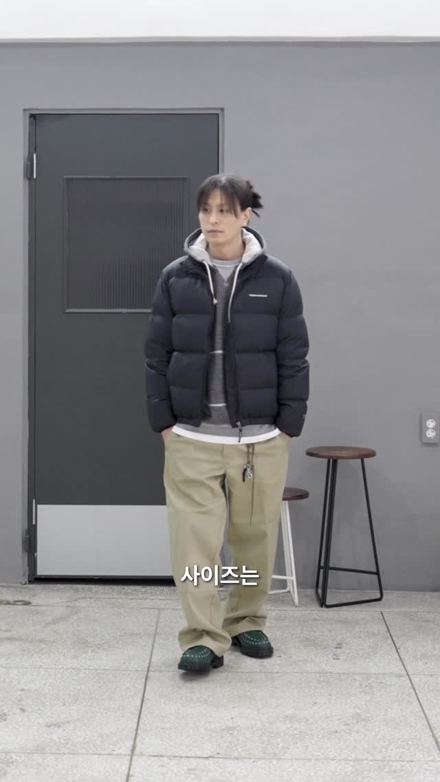 seemcity 게시물 이미지: #광고 까만패딩이 최고잖아요

무신사에서 30퍼 할인중🦖
#thisisneverthat