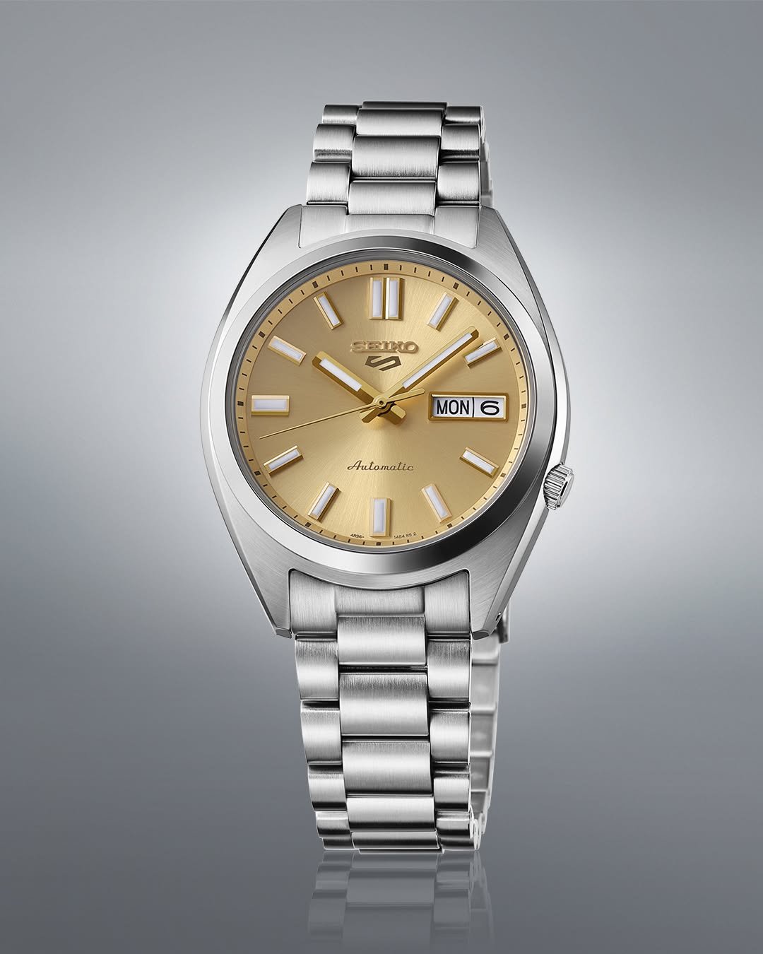 seikowatchusa 게시물 이미지: There's Something About #Seiko5 ☀️
-
Find your...