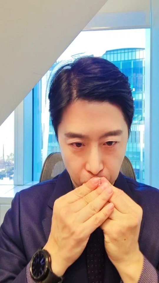 senny_park 게시물 이미지: 승자는 세상과 싸워 이길 때 패자는 자신과 싸우고 진다.

2월8일 1시30분...