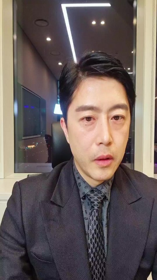 senny_park 게시물 이미지: 두려워 하지 말고 돈을 벌라!

2월8일 1시30분 
대한민국최고소득 심리전문가의...