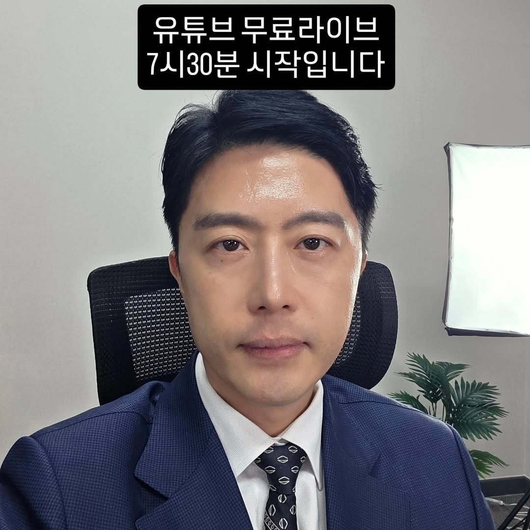 senny_park 게시물 이미지: https://open.kakao.com/o/gfDVdNsi

영업의신의 유튜브...