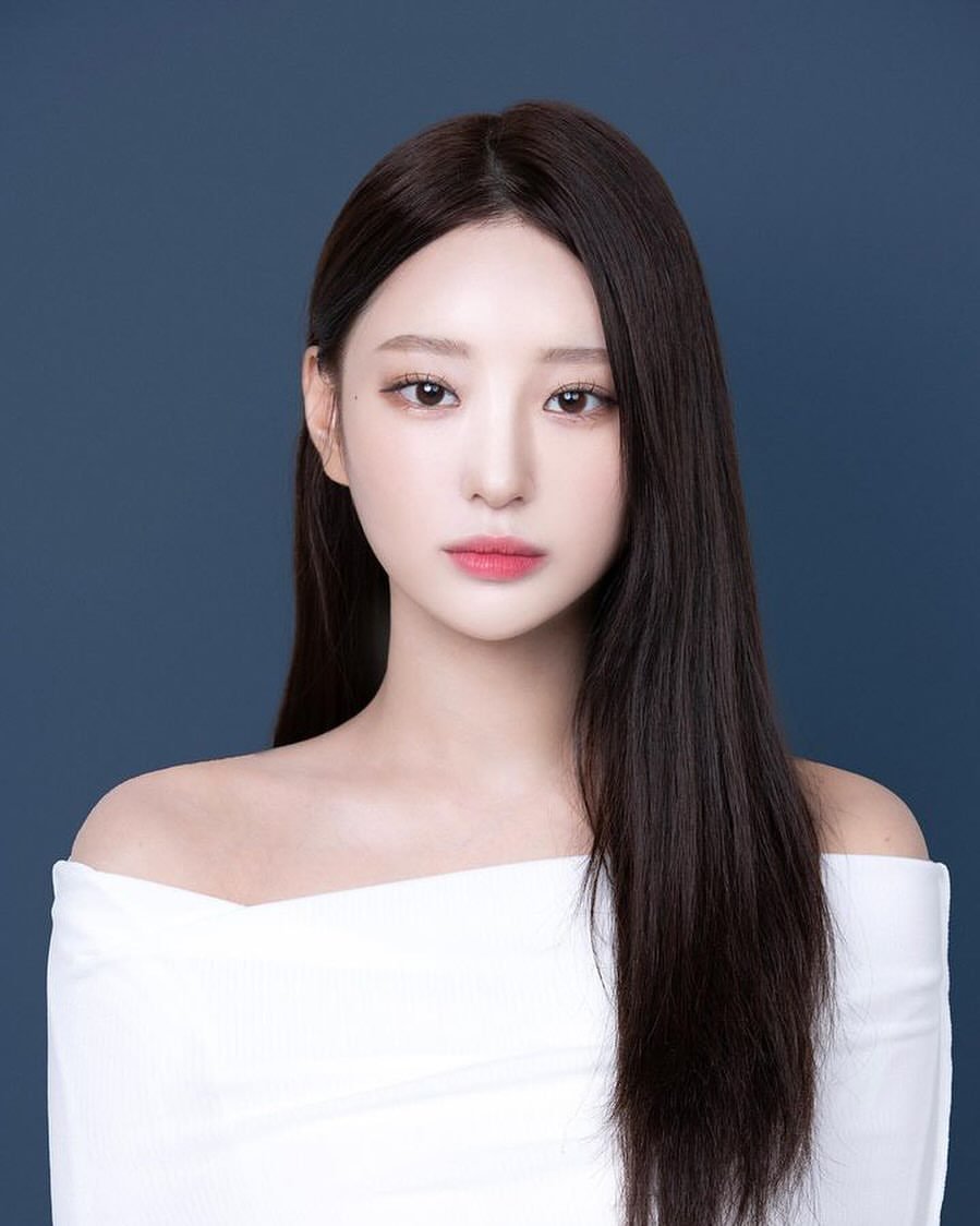 Photo by 김남희 강남증명사진 강남사진관 강남여권사진 on October 31, 2023.