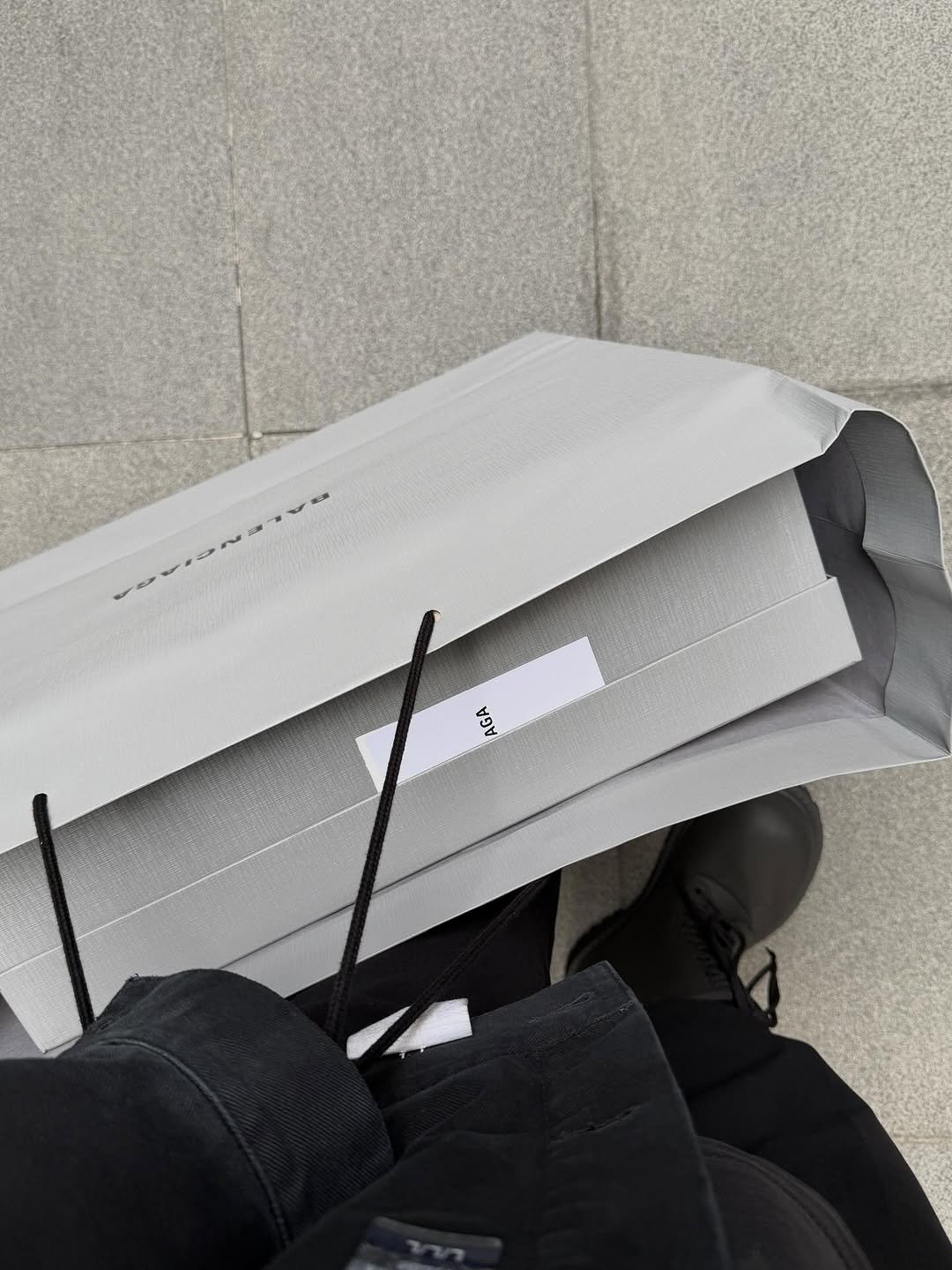 Photo by 김 남희 on November 07, 2025. May be an image of plastic bag and text.