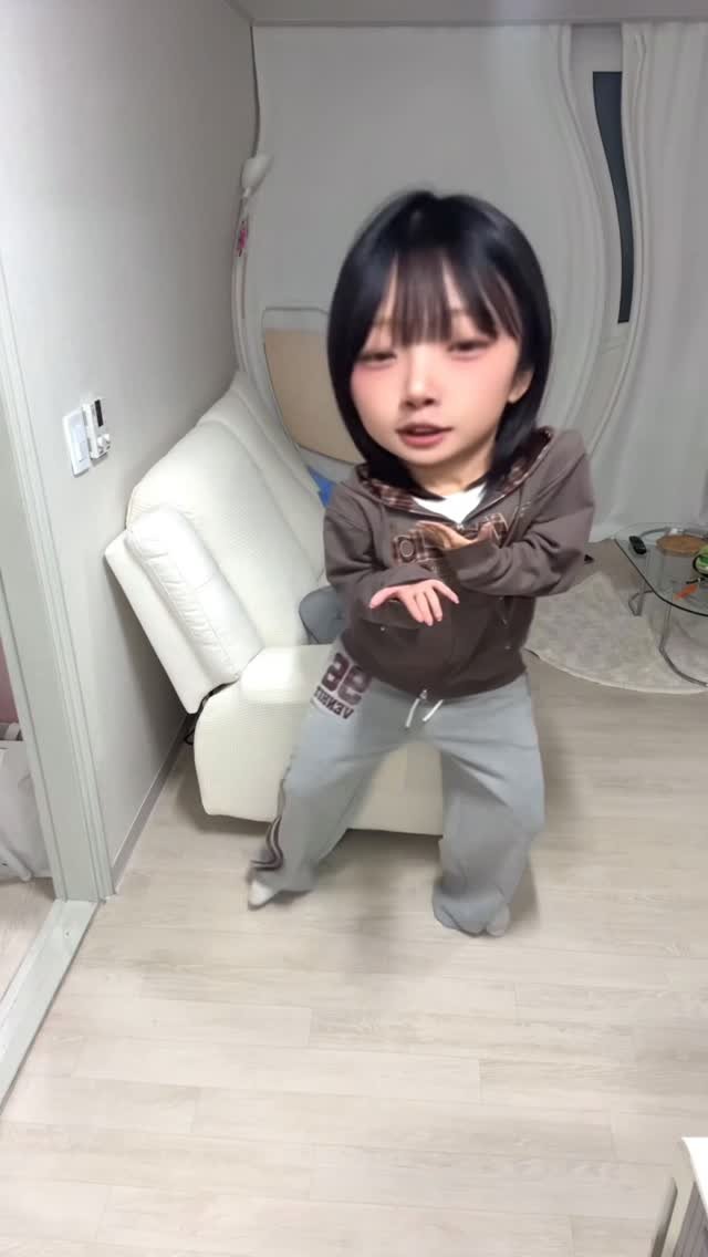 senzz_i 게시물 이미지: 난 왜 고릴라같지