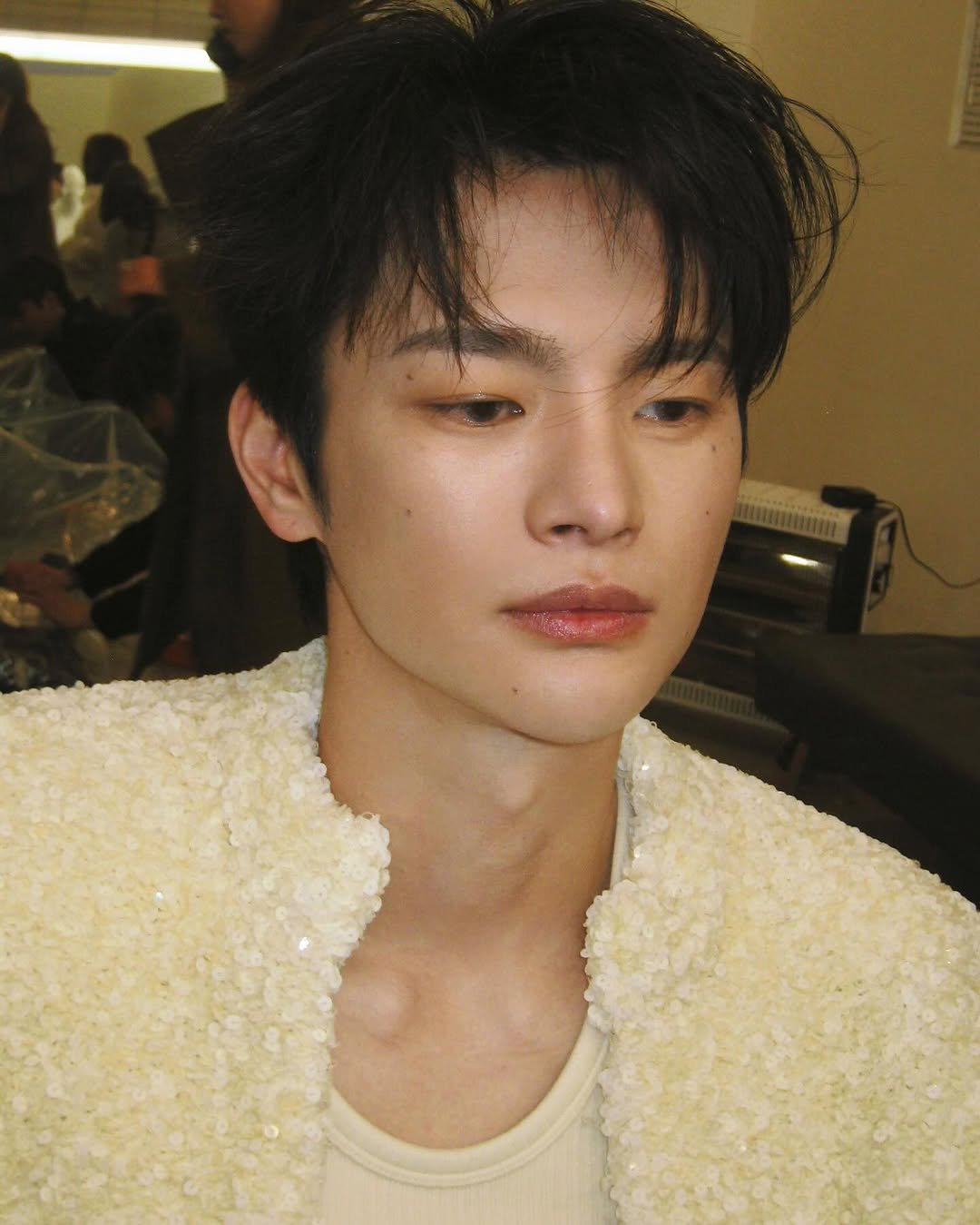 Photo by 서인국 Seo In Guk on April 06, 2026. May be an image of one or more people, bangs, makeup and text.