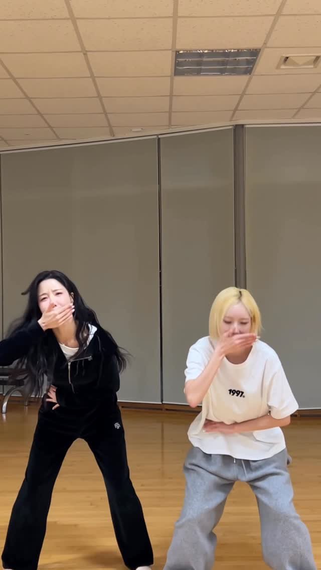 seo_hsss 게시물 이미지: 구토녀들 제발 마지막봐줘 
엔딩요정 서현숙ㅋ 

#서현숙 #류현주 #치어리더 #릴스...