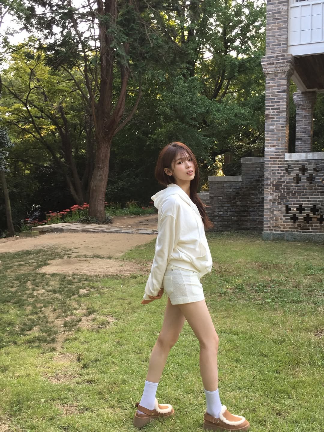 Photo by 안민서 on September 30, 2025. May be an image of miniskirt, shorts and text.