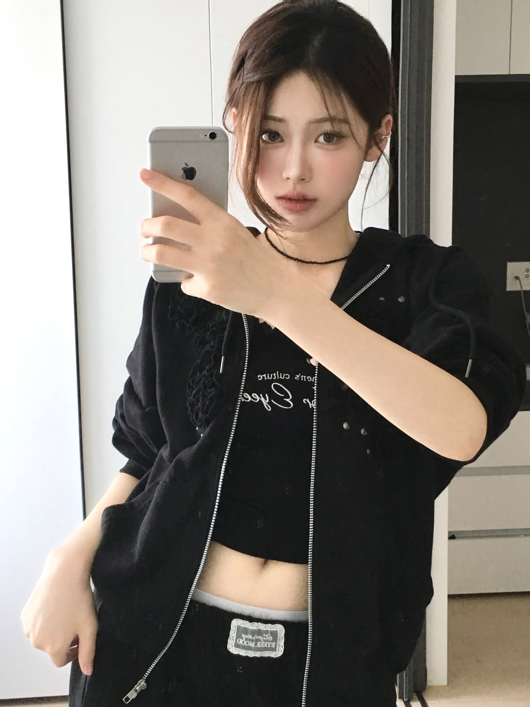 Photo by 안민서 on November 19, 2025. May be a selfie of one or more people, hair, phone, top, mirror and text.