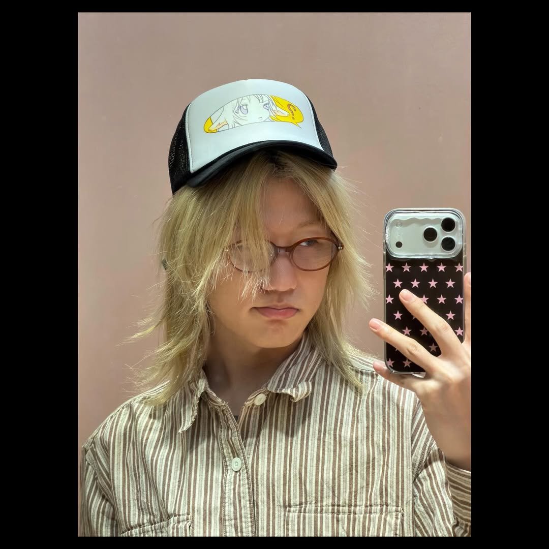 Photo by JONGSEOB on March 17, 2026. May be a selfie of hat and text.