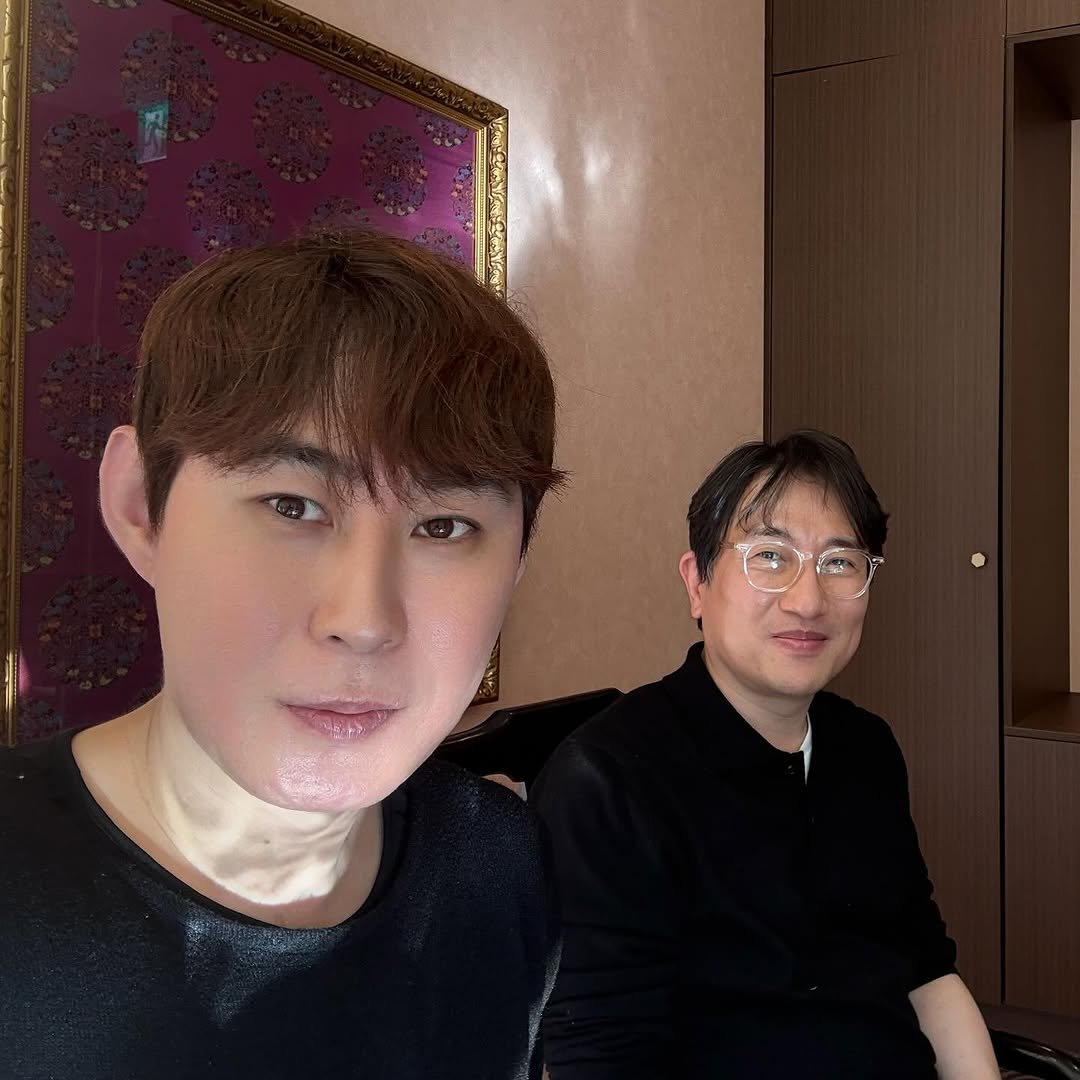 Photo by 수학 서하쌤ㅣ이서하ㅣ고등수학•수능수학 on November 22, 2025. May be a selfie of one or more people, hair and text.