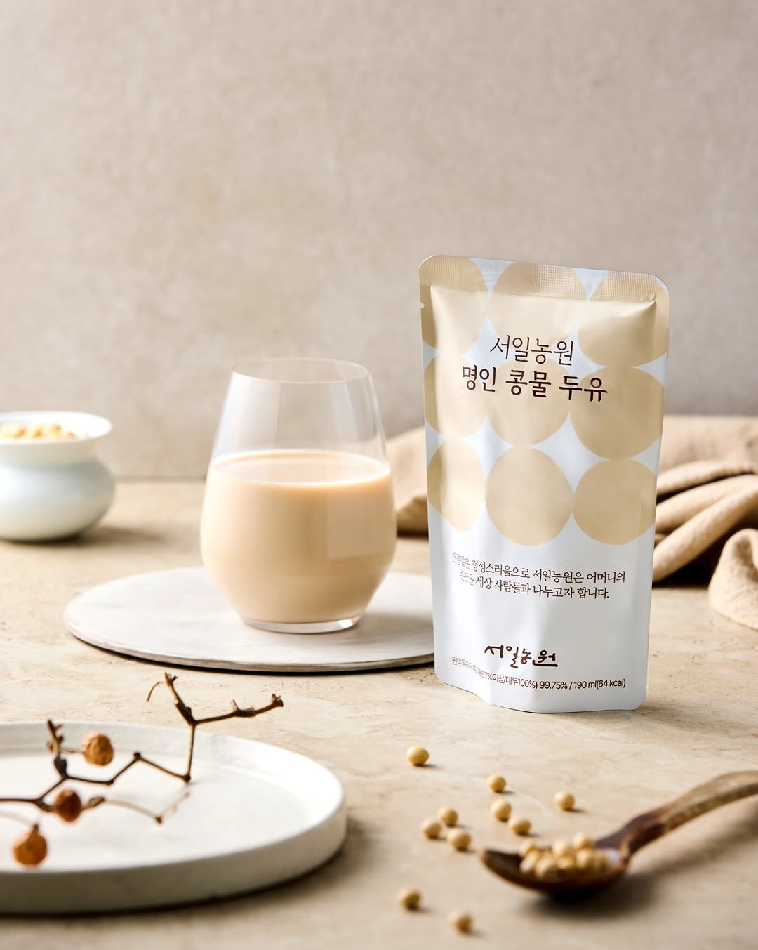 seoilfarm 게시물 이미지: 매일 마시는 한 잔의 건강,
서일농원 명인 콩물두유

국내산 콩...
