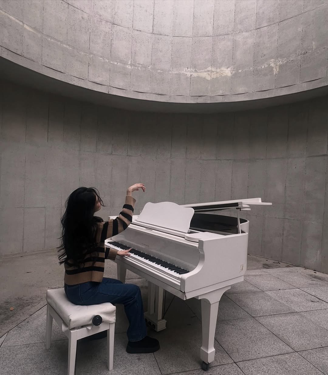 Photo by SEOHYUN on December 08, 2025. May be an image of piano and text.