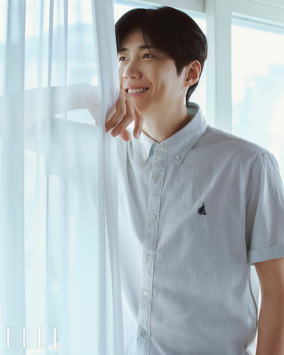 Photo shared by 김선호 on May 13, 2025 tagging @ellekorea, and @beanpole_official.