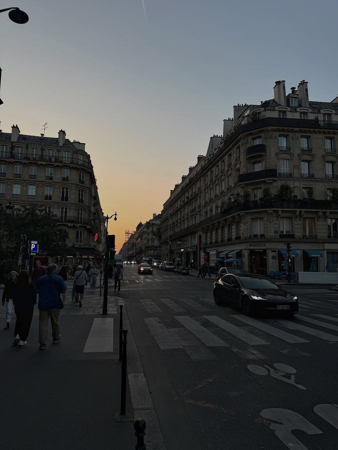 Photo by 정선혁 Seon Hyeok on August 29, 2025. May be an image of Sacré-Cœur.