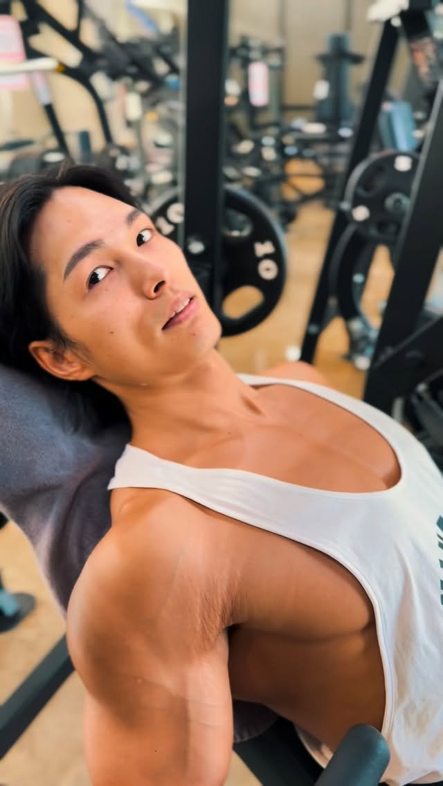 seopro.natty 게시물 이미지: #natty 

2026.04.26(일)
머신 위주 가슴 운동 실험
저번주...