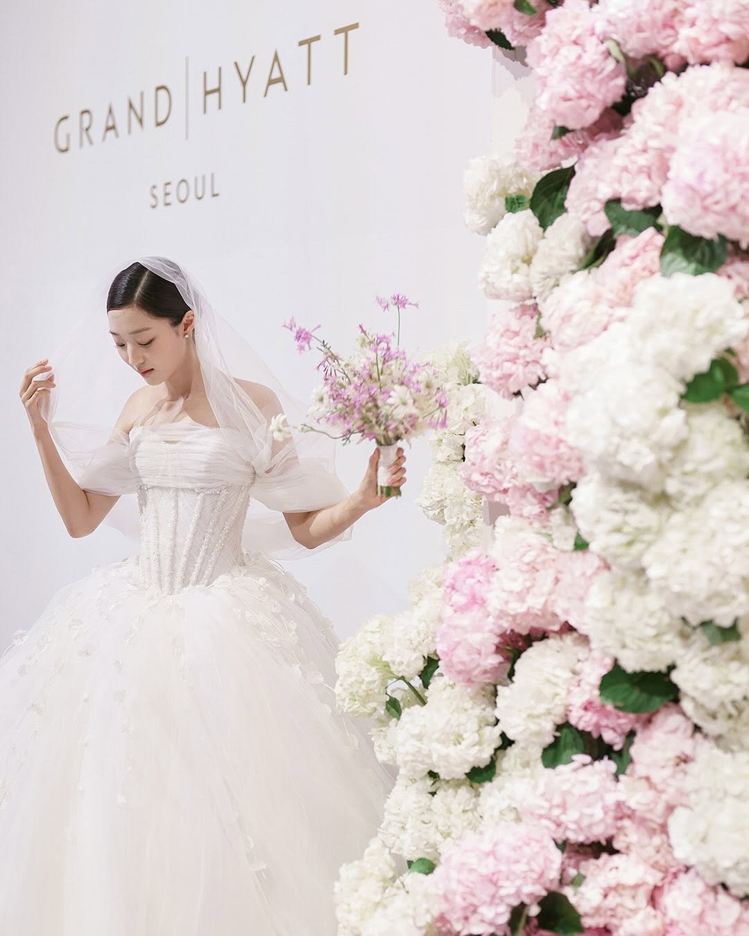 seoui_wed 게시물 이미지: ⠀
“Under the Sunlit Blooms”

Where the Promise...